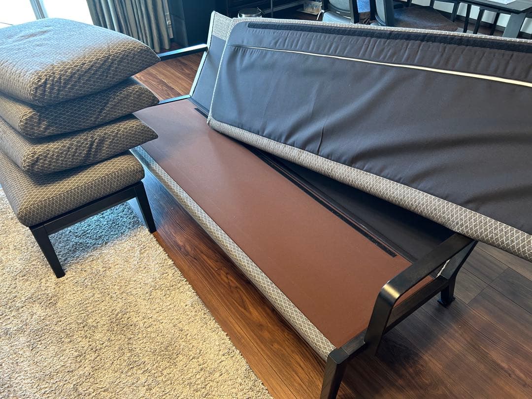 カリモク 3人掛けソファ WU45 オットマンとセットで購入お願いします。