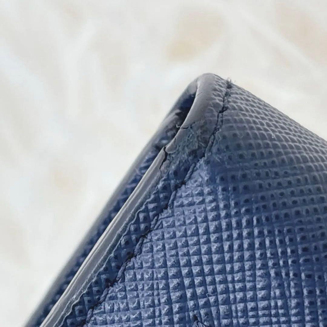 美品✨プラダ エンベロープ レター型 長財布 サフィアーノレザー ネイビー