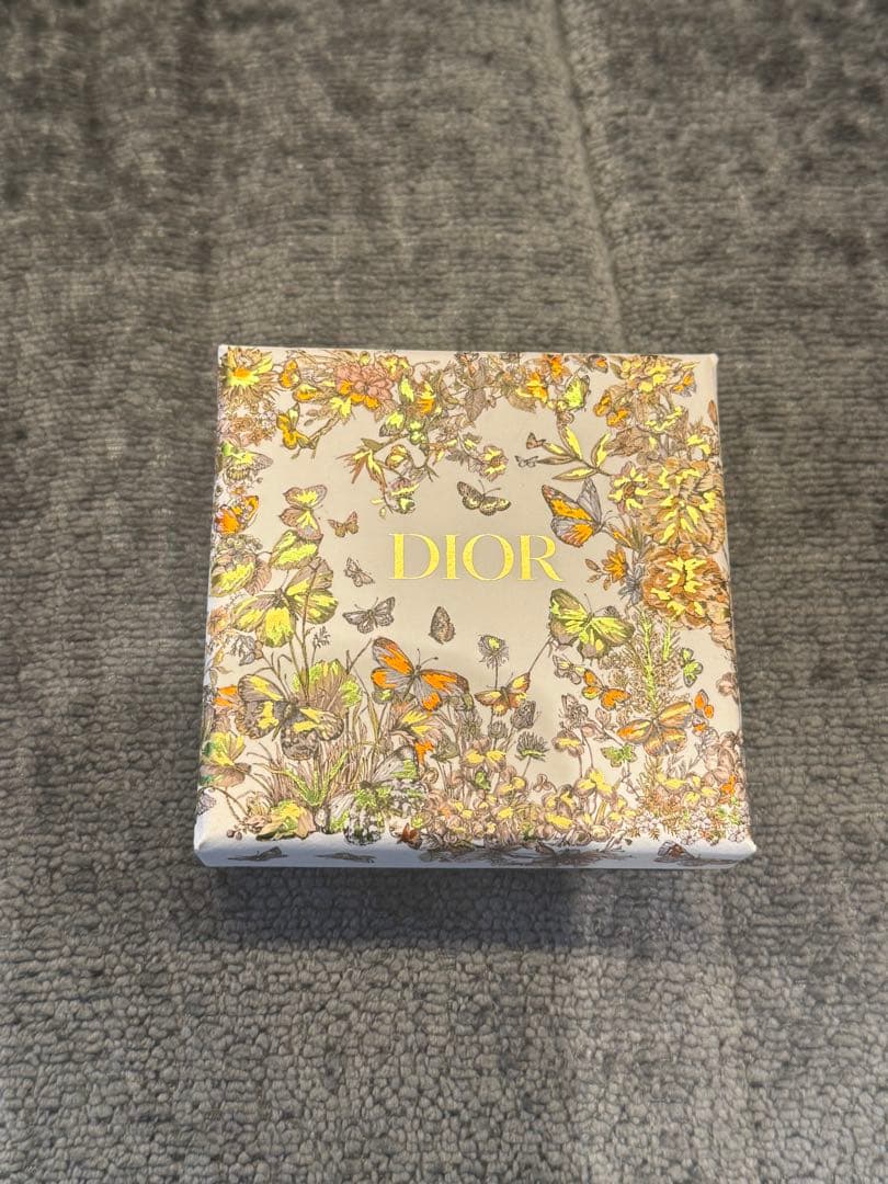 最終値下げ⭐︎Dior 蝶モチーフ ネックレス