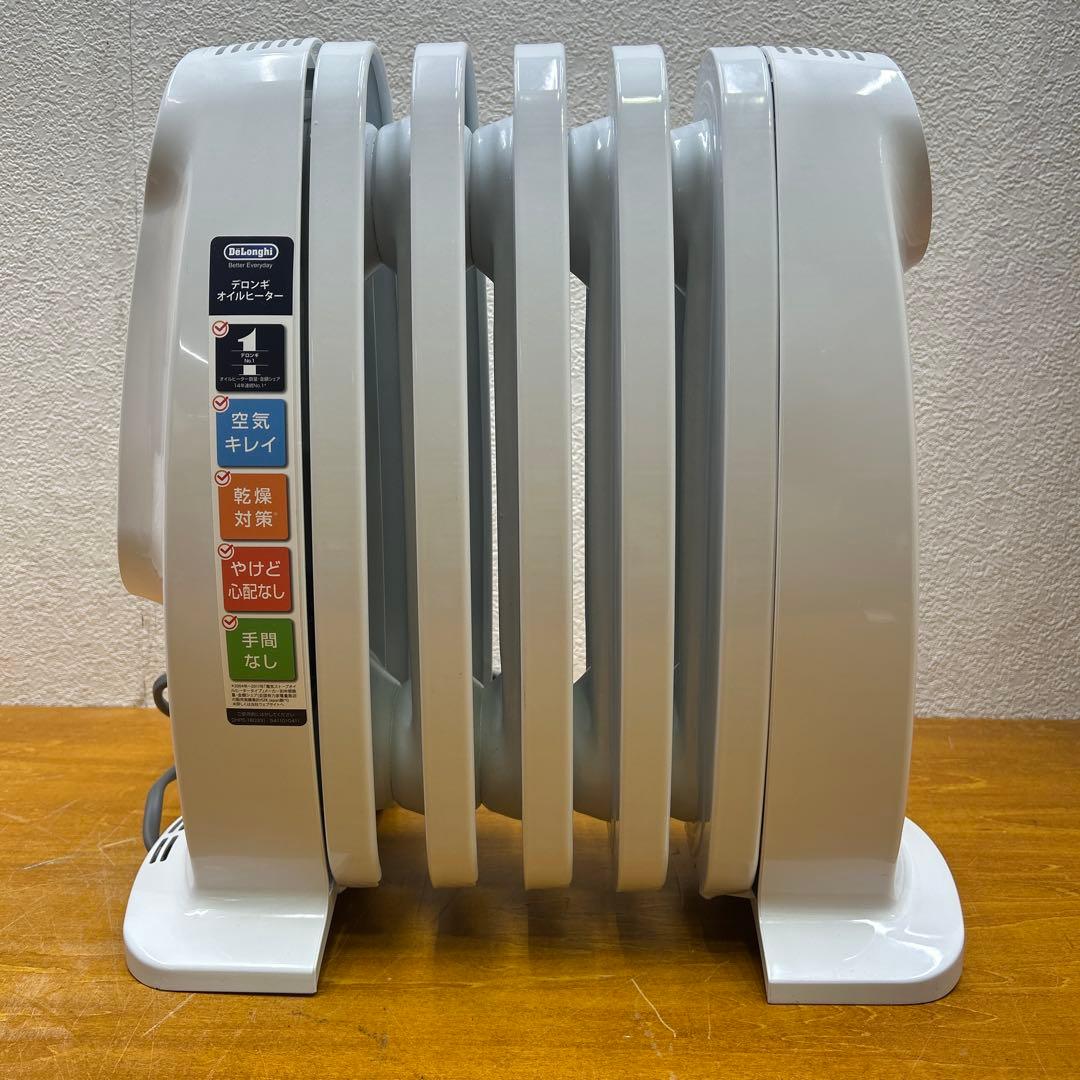 5378【程度良好】De'Longhi オイルヒーター NJ0505E