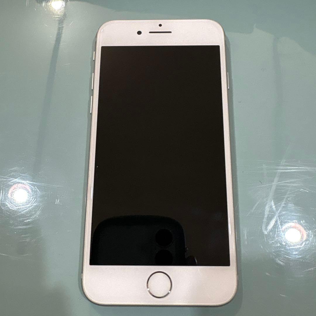 【SIMフリー】iPhone8 64GB 中古品