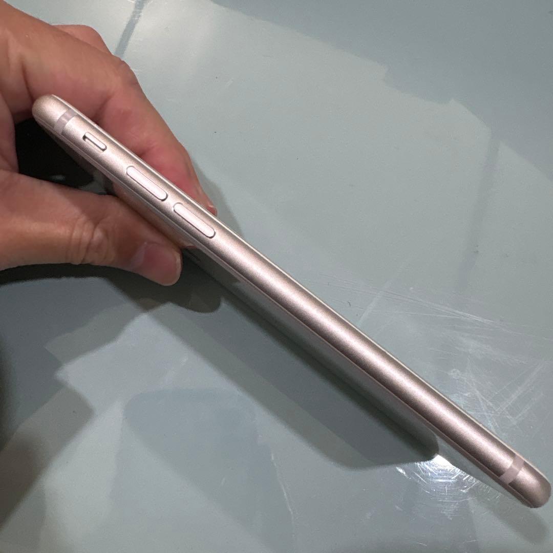 【SIMフリー】iPhone8 64GB 中古品