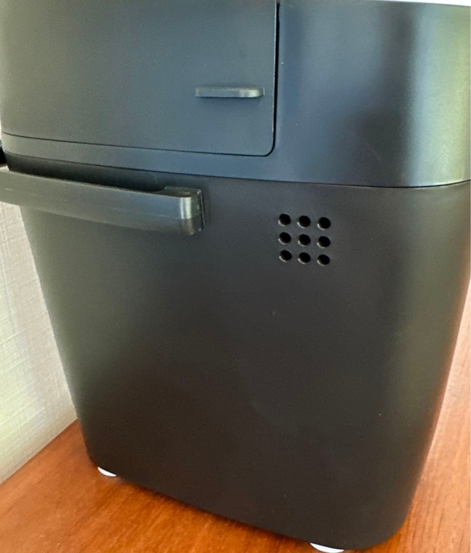 【2025年製】パナソニック　パン焼き器　SD-MDX4 ブラック　黒