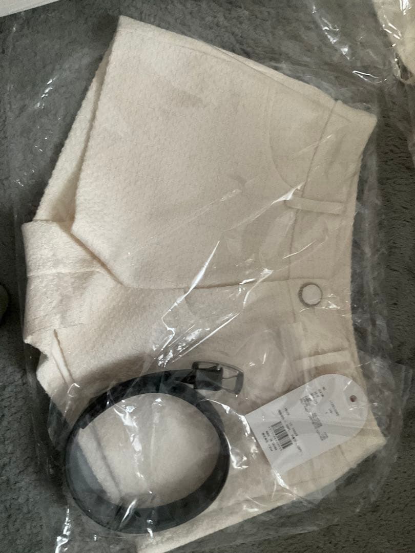 Darich ダーリッチ ボンディングツイードショートパンツ アイボリー S