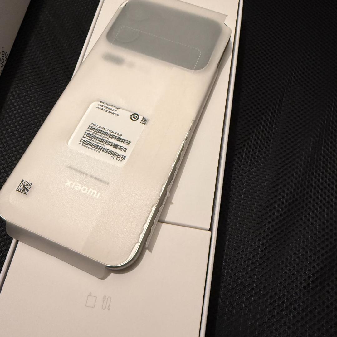 XIAOMI 17 Pro Max 12GB/512GB ホワイト 中国版