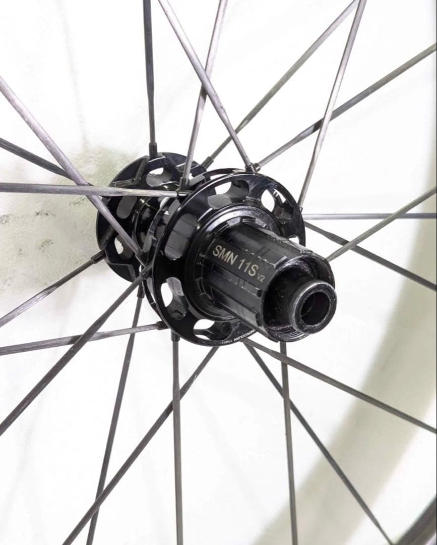 HYPER カーボンホイール 完組ホイール