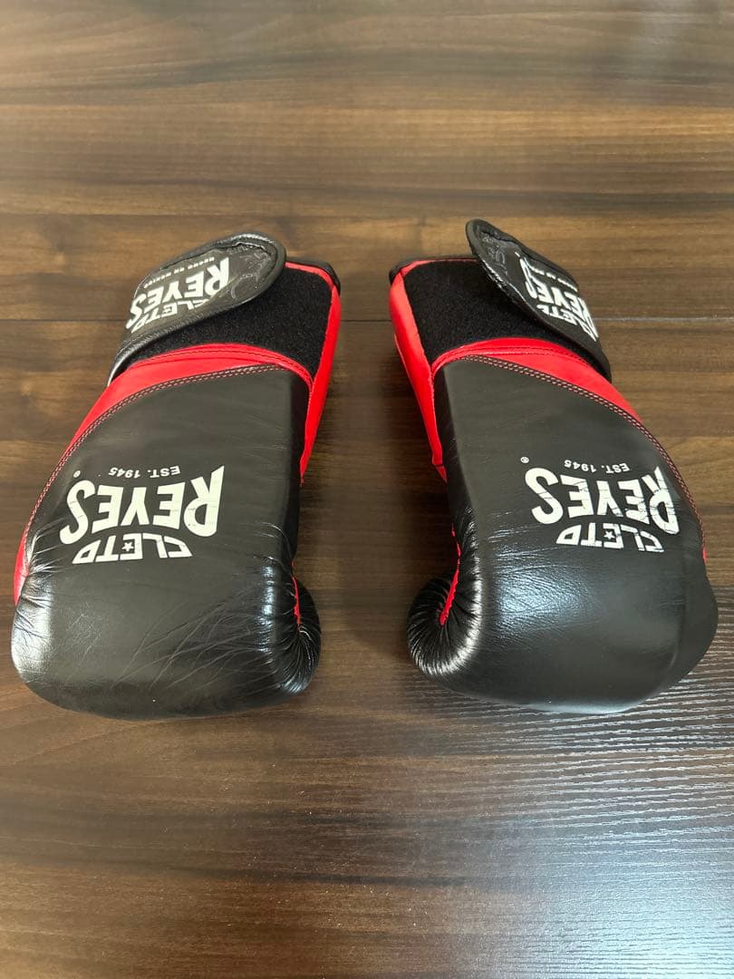 CLETO REYES ボクシンググローブ 黒/赤　10オンス