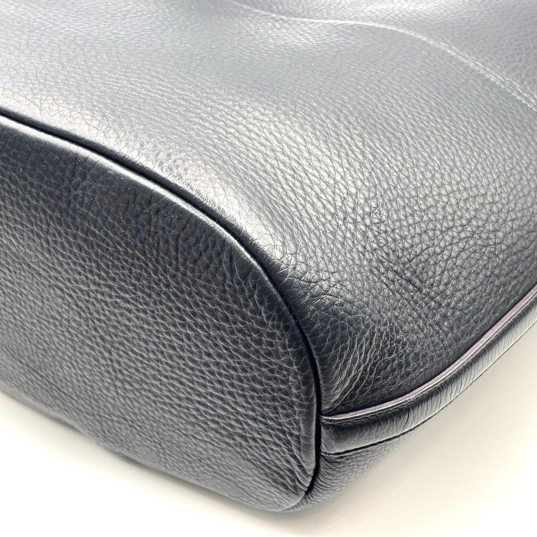 PELLE MORBIDA ペッレモルビダ　ショルダーバッグ　エディターズバッグ