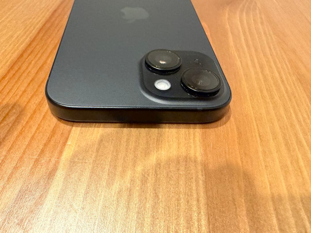 iPhone15 128㎇　充電最大容量94% 美品　フィルム　ケース　箱付き