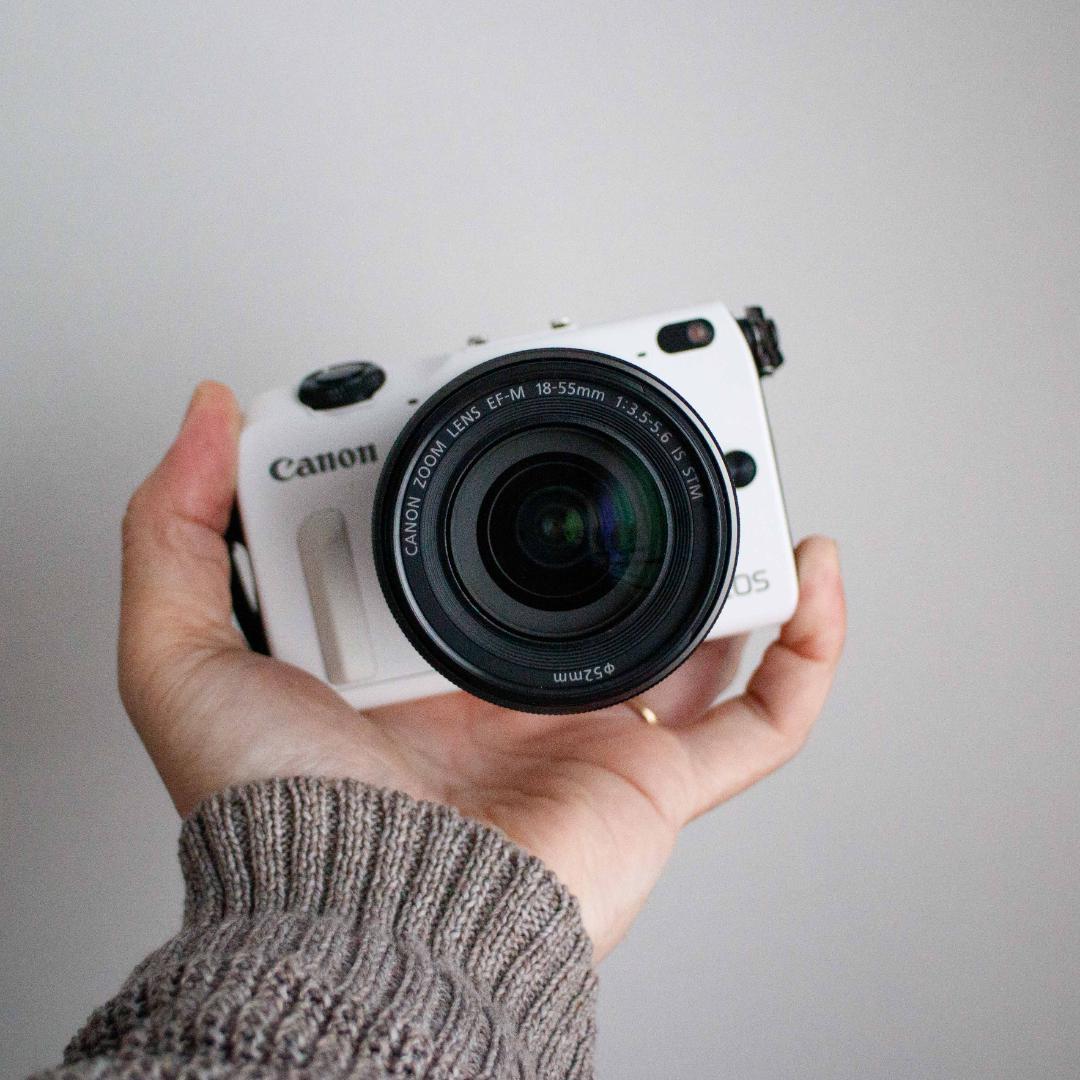 初心者スタートセット Canon EOS M2+標準ズームレンズwi-fi対応