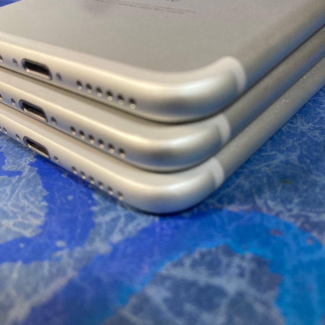 iPhone7⭐︎32GB⭐︎美品3台セット⭐︎シルバーSIMフリー88%74%73%