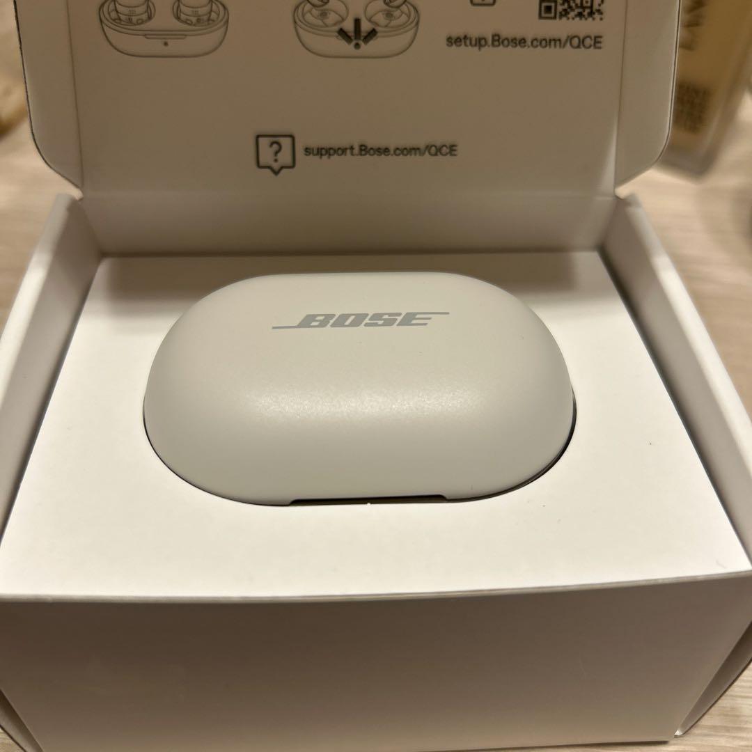 未使用品BOSE ワイヤレスイヤホン QuietComfort Earbuds