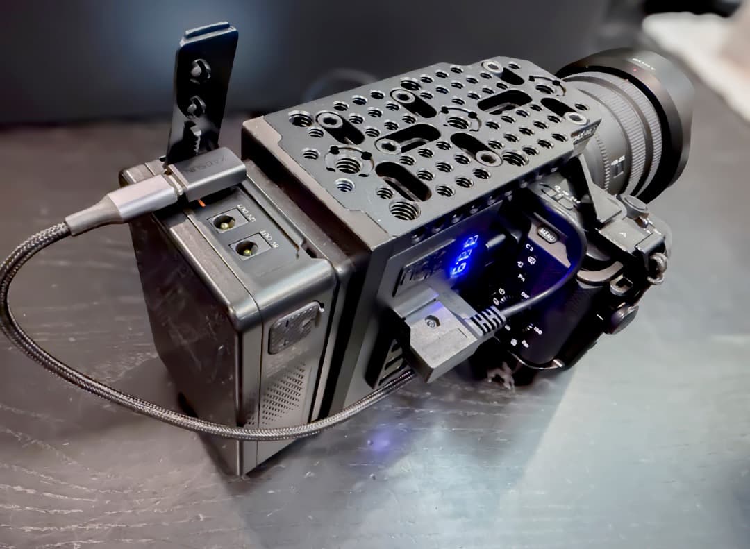 ZV-E1　SmallRigケージ+Ridid PROケージ+クーラー★超美品