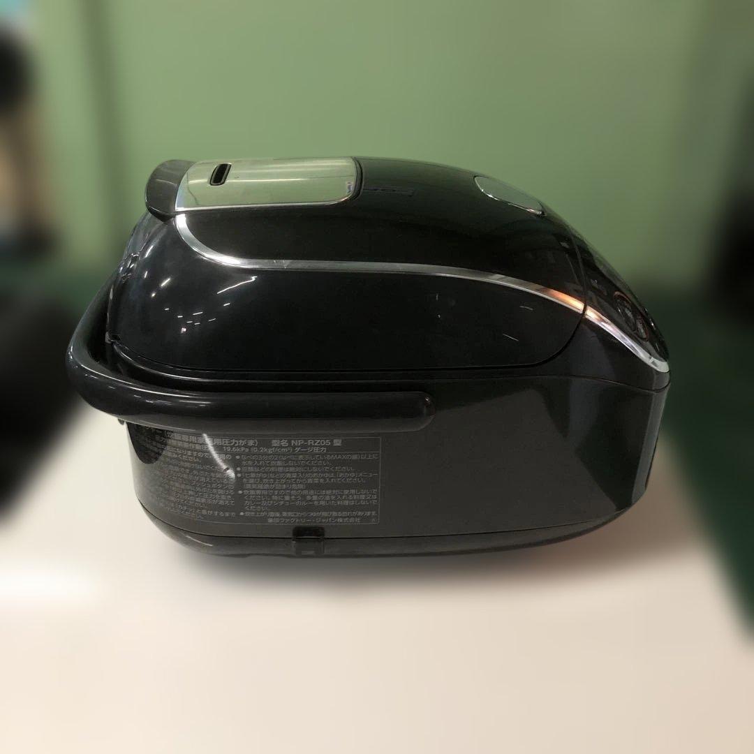 炊飯器 NP-RZ05 ブラック 3合炊き 圧力IH 3合炊き 象印