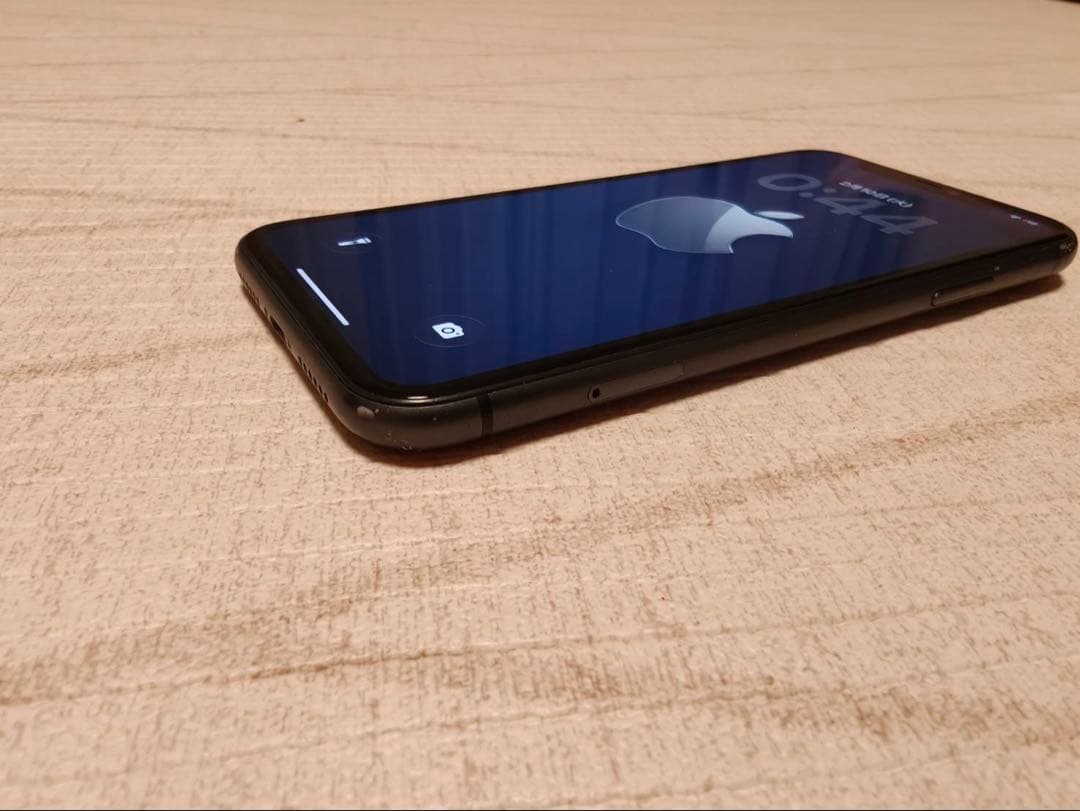 ​【SIMフリー】iPhone 11 ブラック 128GB（Face ID難有）