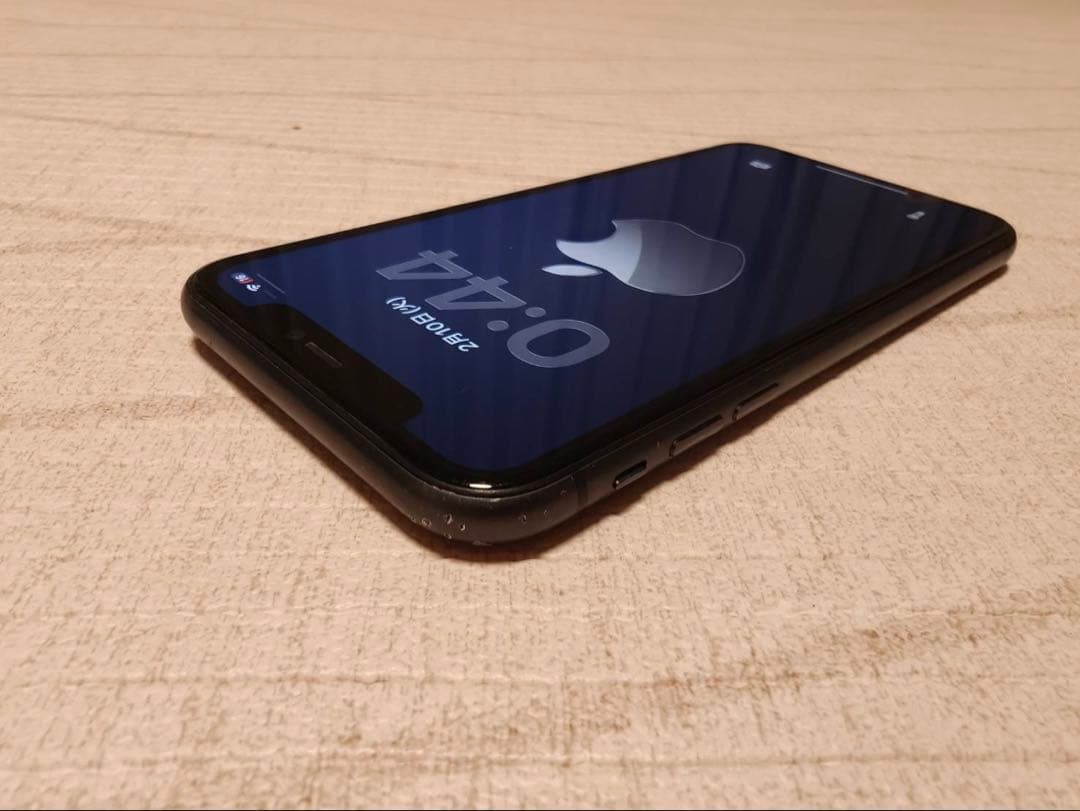​【SIMフリー】iPhone 11 ブラック 128GB（Face ID難有）