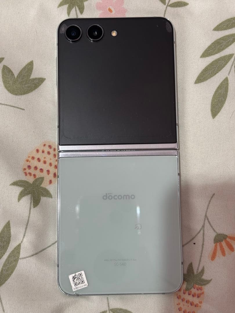 Galaxy Z Flip5 SC-54D 本体　国内産純正　SIMフリー