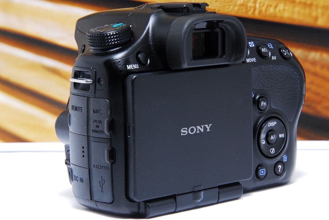 【訳あり】SONY α65 ダブルレンズ ダブルズーム スマホ転送　望遠 眼レフ