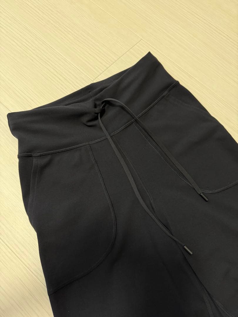 ルルレモン　パンツ　美品