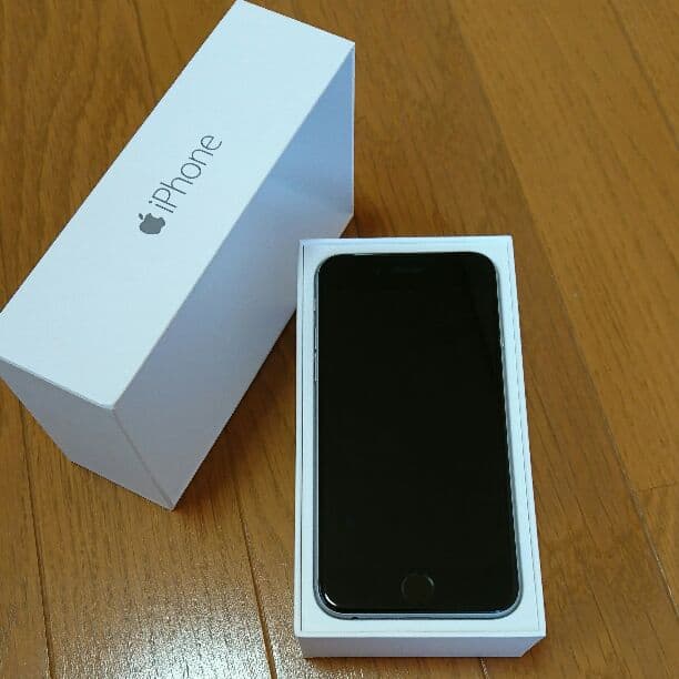 [美品]iPhone６ 本体 64GB シルバー au 完済済み