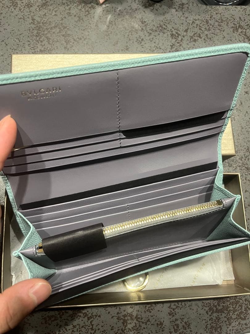 新品未使用　現行品　BVLGARI ブルガリ長財布