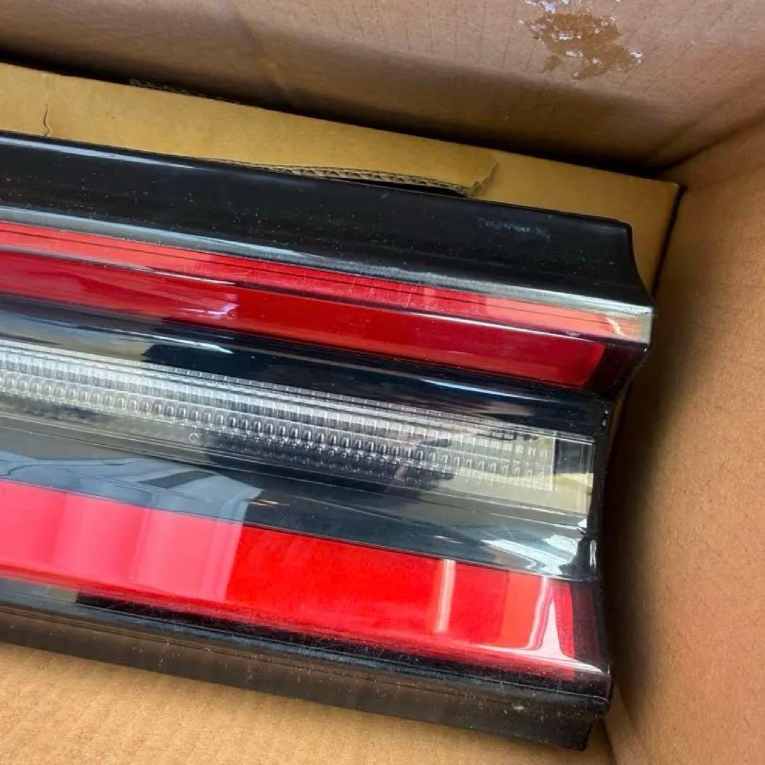 ダッヂ チャレンジャー テールランプ テール シーケンシャルウィンカー 後期