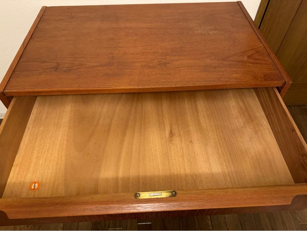 北欧家具　デンマーク　ヴィンテージ　チェスト