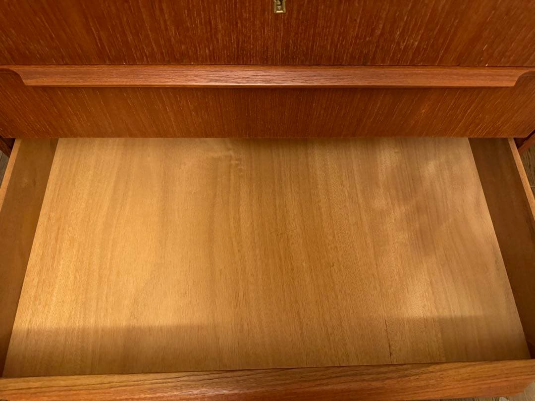 北欧家具　デンマーク　ヴィンテージ　チェスト