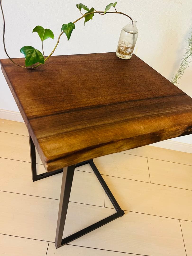 ブラックウォールナット　一枚板テーブル　ソファテーブル　サイドテーブル