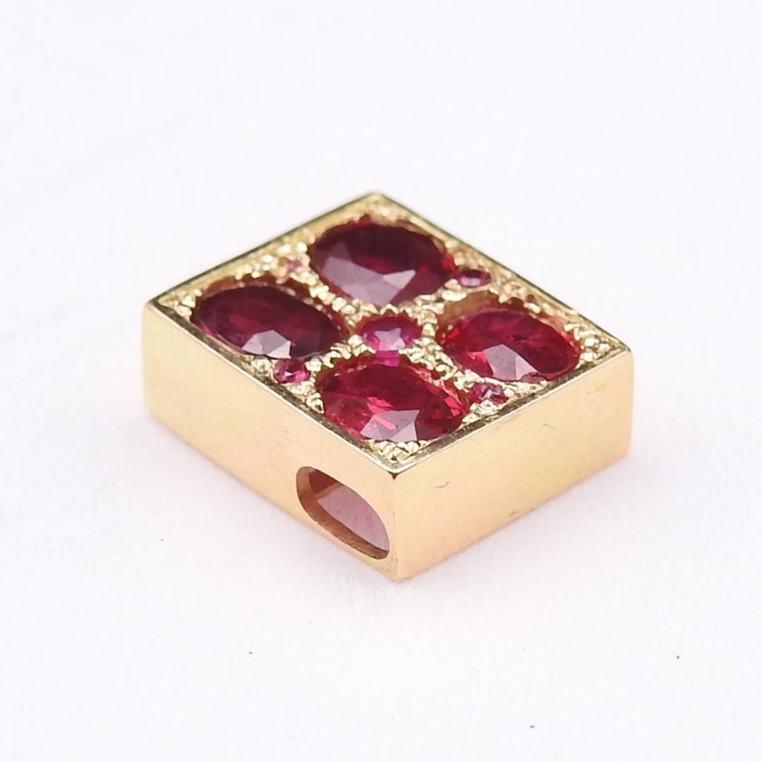 K18 イエローゴールド ルビー0.9ct ペンダントトップ