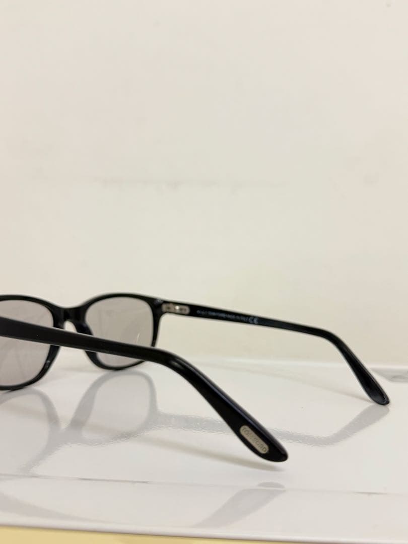 TOM FORD TF5106 001 ブラック メガネ 度なし イタリア製