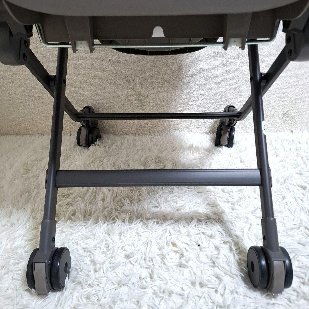 【未使用級美品】コンビ ネムリラ 4キャス 手動 ハイローチェア