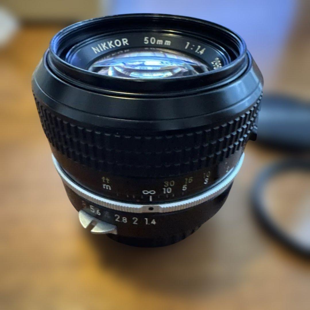 Nikon NIKKOR 50mm f/1.4 レンズ