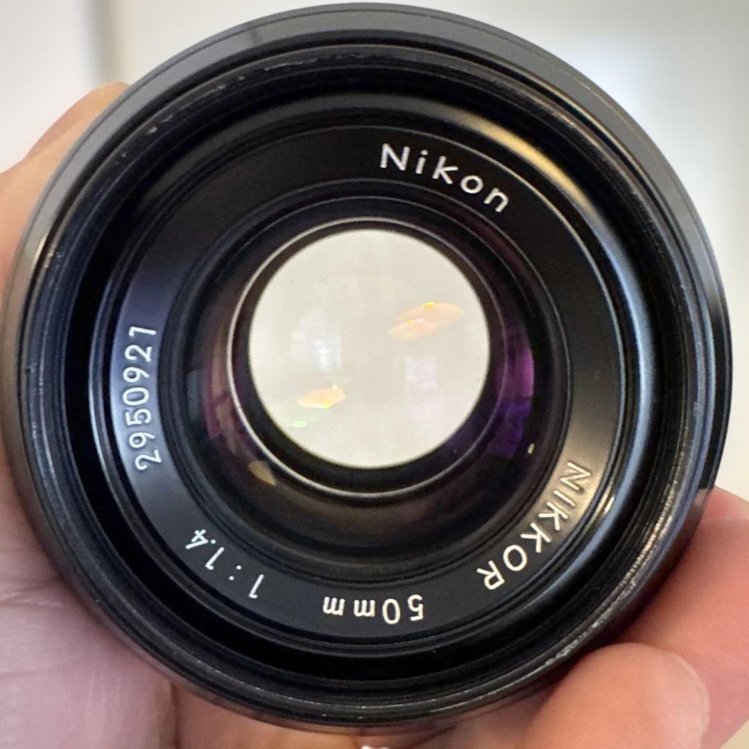 Nikon NIKKOR 50mm f/1.4 レンズ