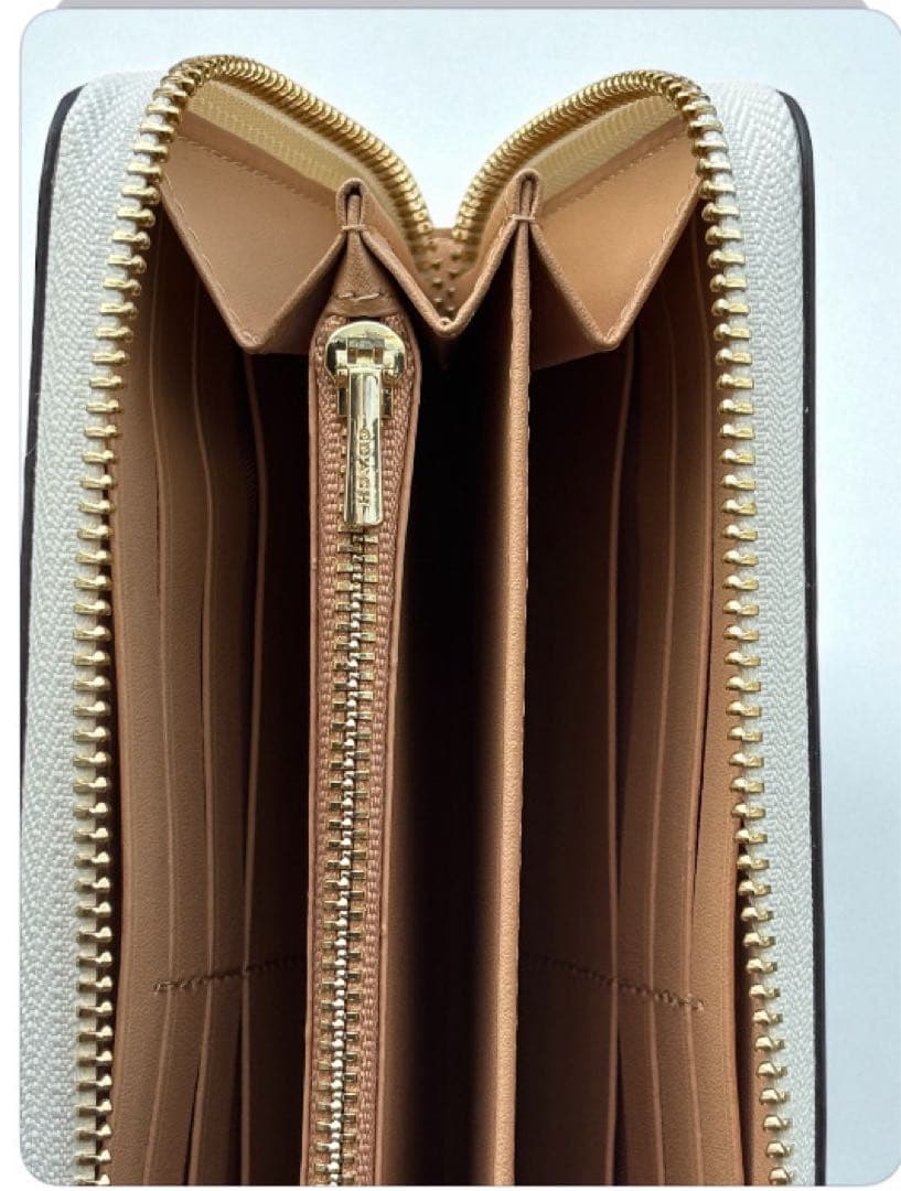 【新品】COACH 長財布花柄ホワイトマルチ