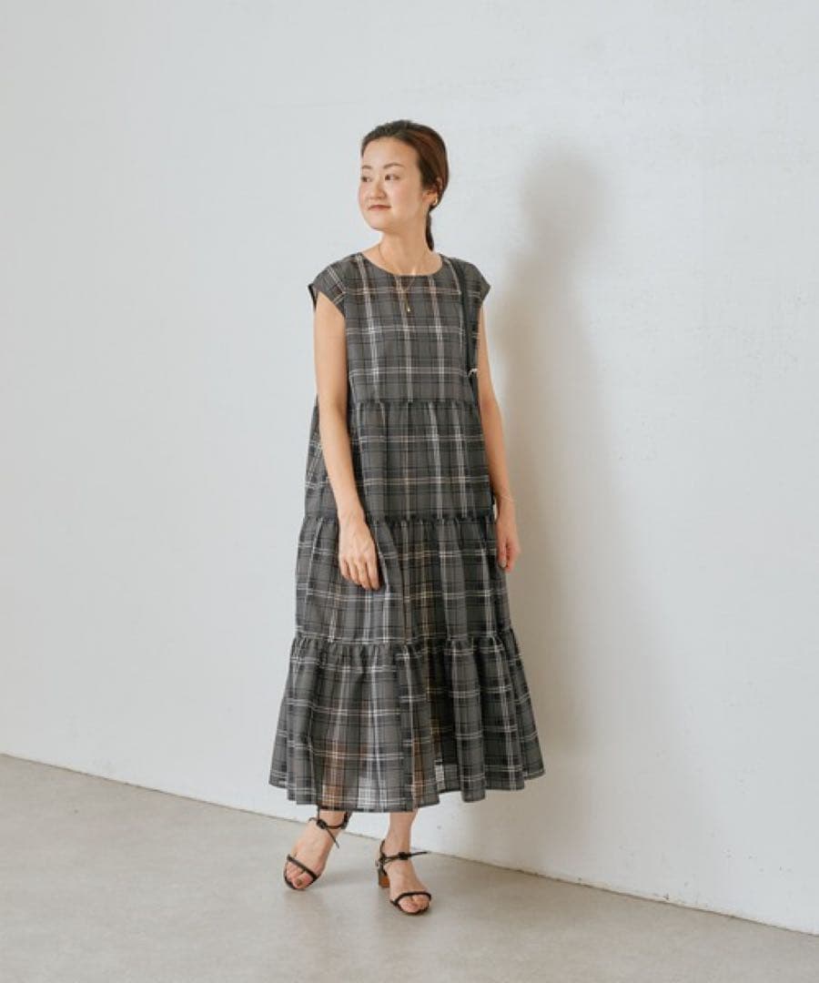 ✨定価3万円✨新品　ビアズリー　シアーチェックティアードワンピース　ロング　F