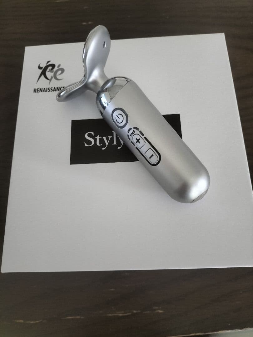 【美品】Styly Face　スタイリーフェイス　EMS美顔器