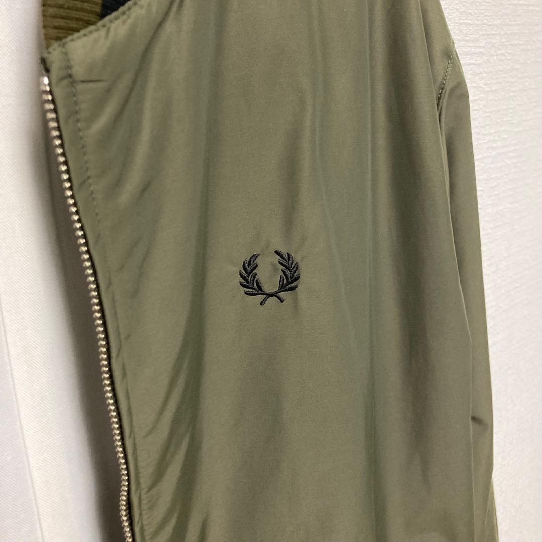 週末限定値下げ FRED PERRY ボンバー コート ノーカラーコート