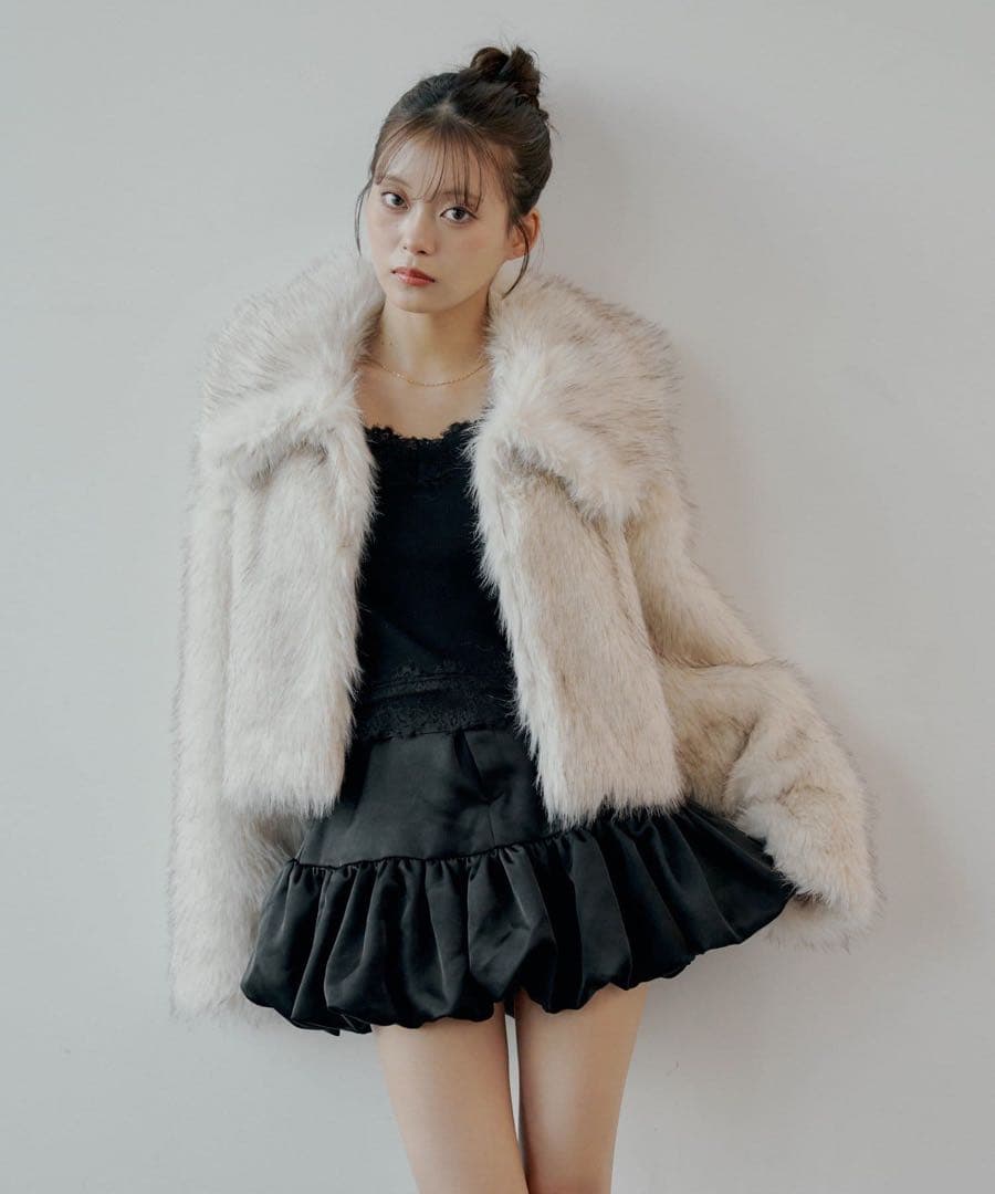 Chico ファーショートコート　フリーサイズ