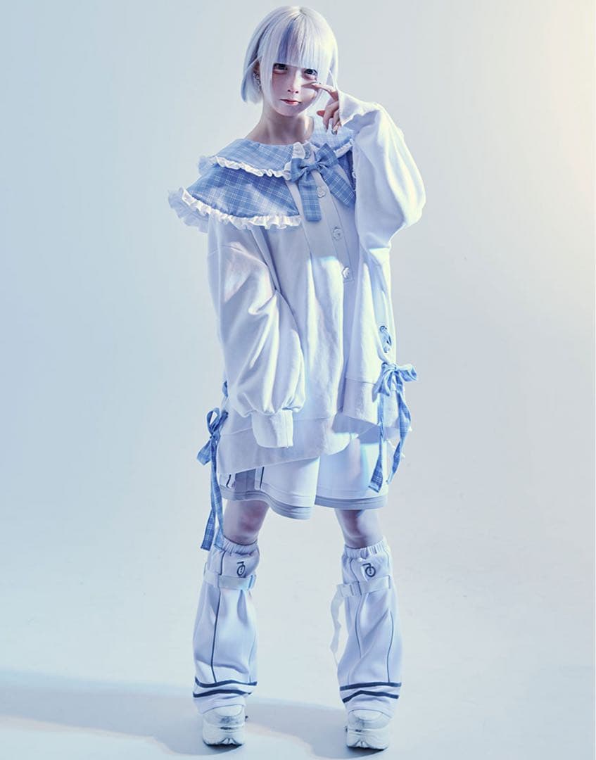 ililil【イルイルイル】女児服じゃないもん!!トレーナ～