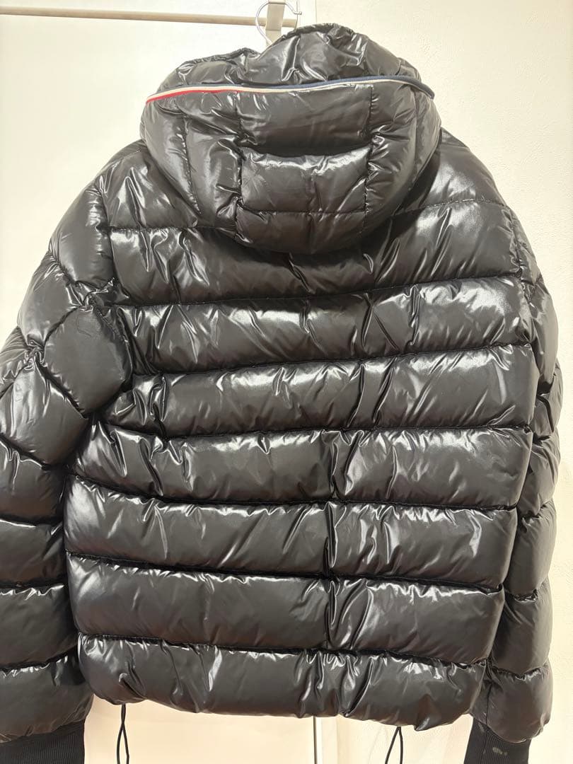 【正規品】モンクレール　MONCLER ダウンジャケット　G32-003 完売品