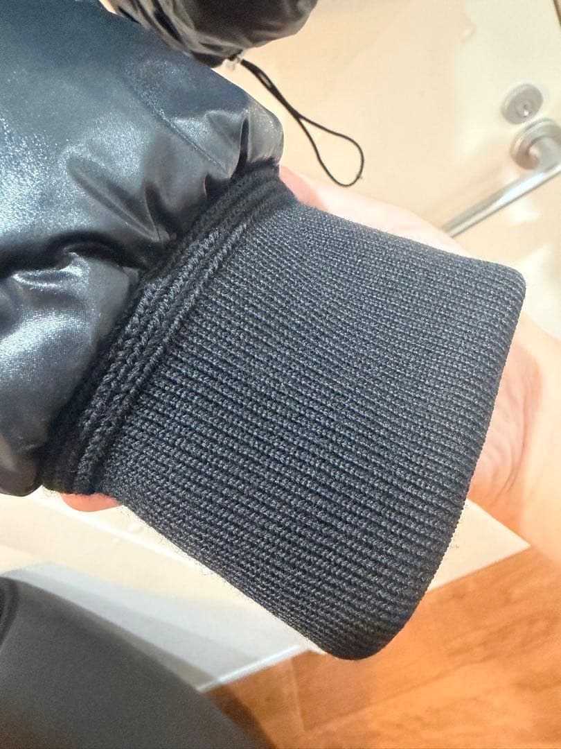 【正規品】モンクレール　MONCLER ダウンジャケット　G32-003 完売品