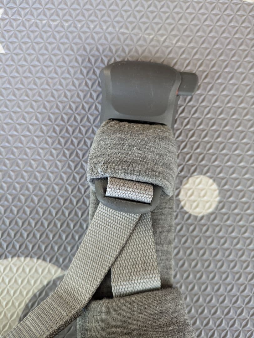 (値下げ)BabyBjorn 抱っこ紐 ベビージョルン ハーモニー クリーム 白