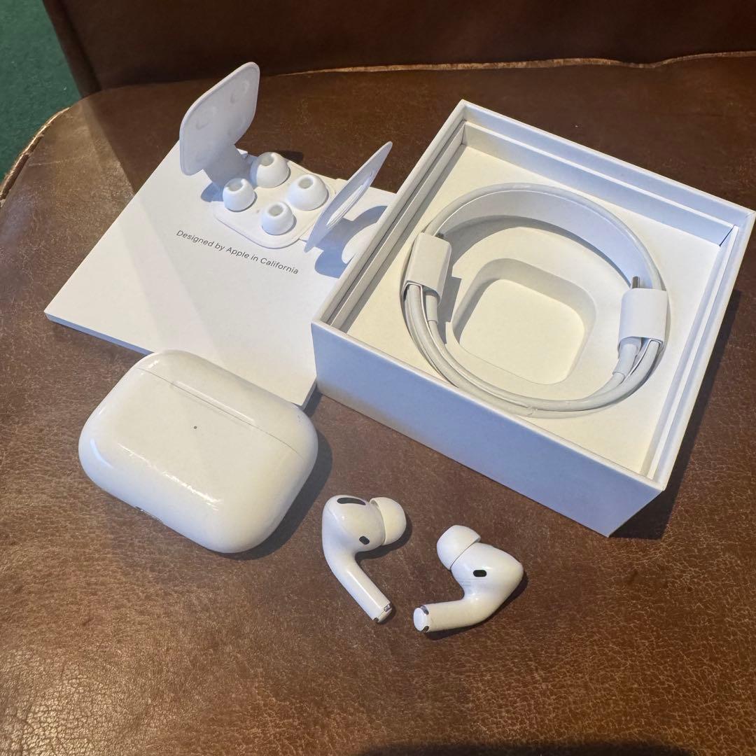 ↑ Apple AirPods Pro エアポッズ プロ 第1世代 アップル