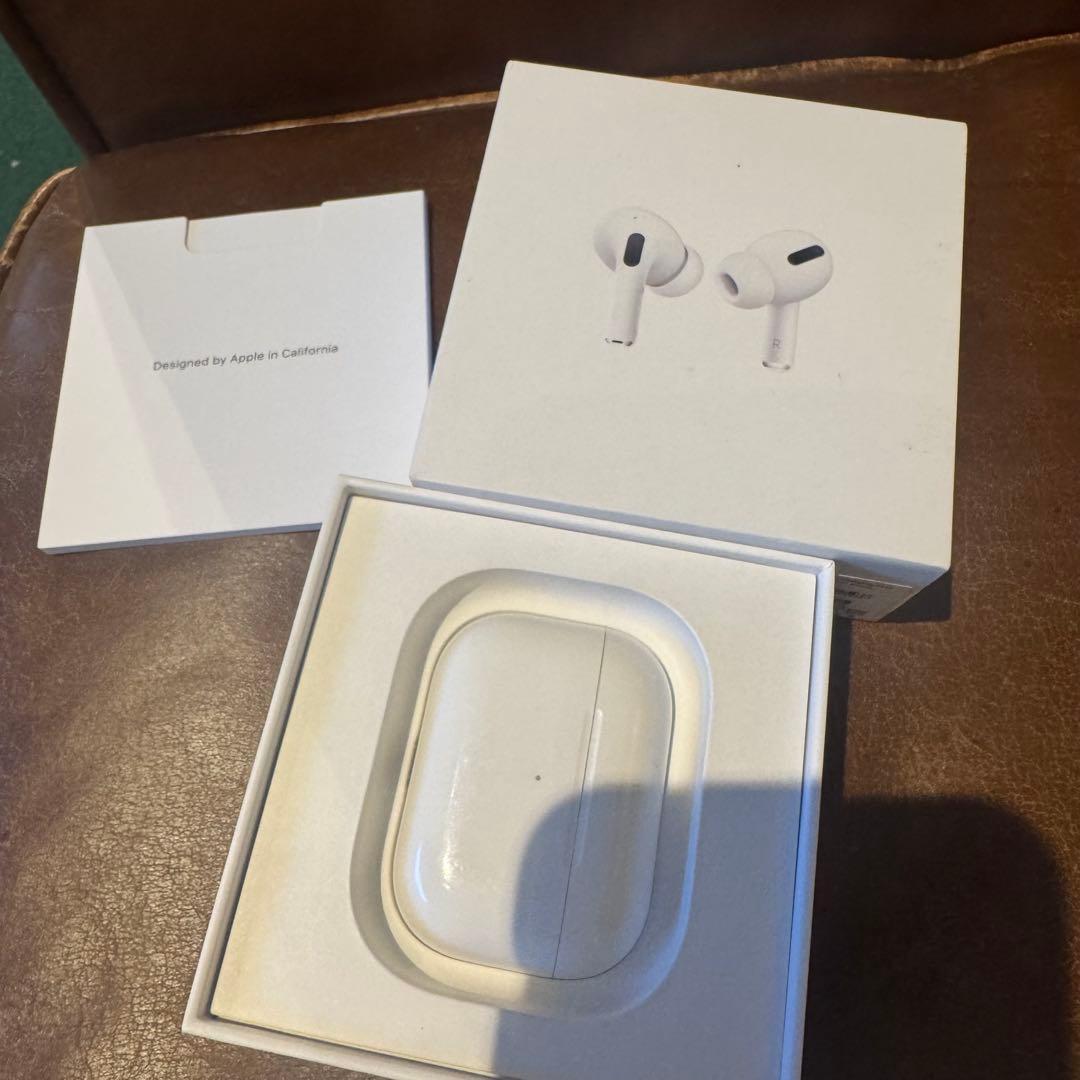 ↑ Apple AirPods Pro エアポッズ プロ 第1世代 アップル