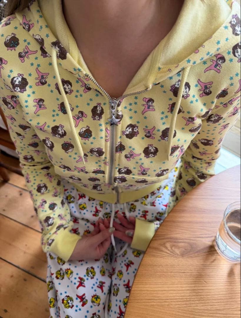 専用Ashley Williams パーカー