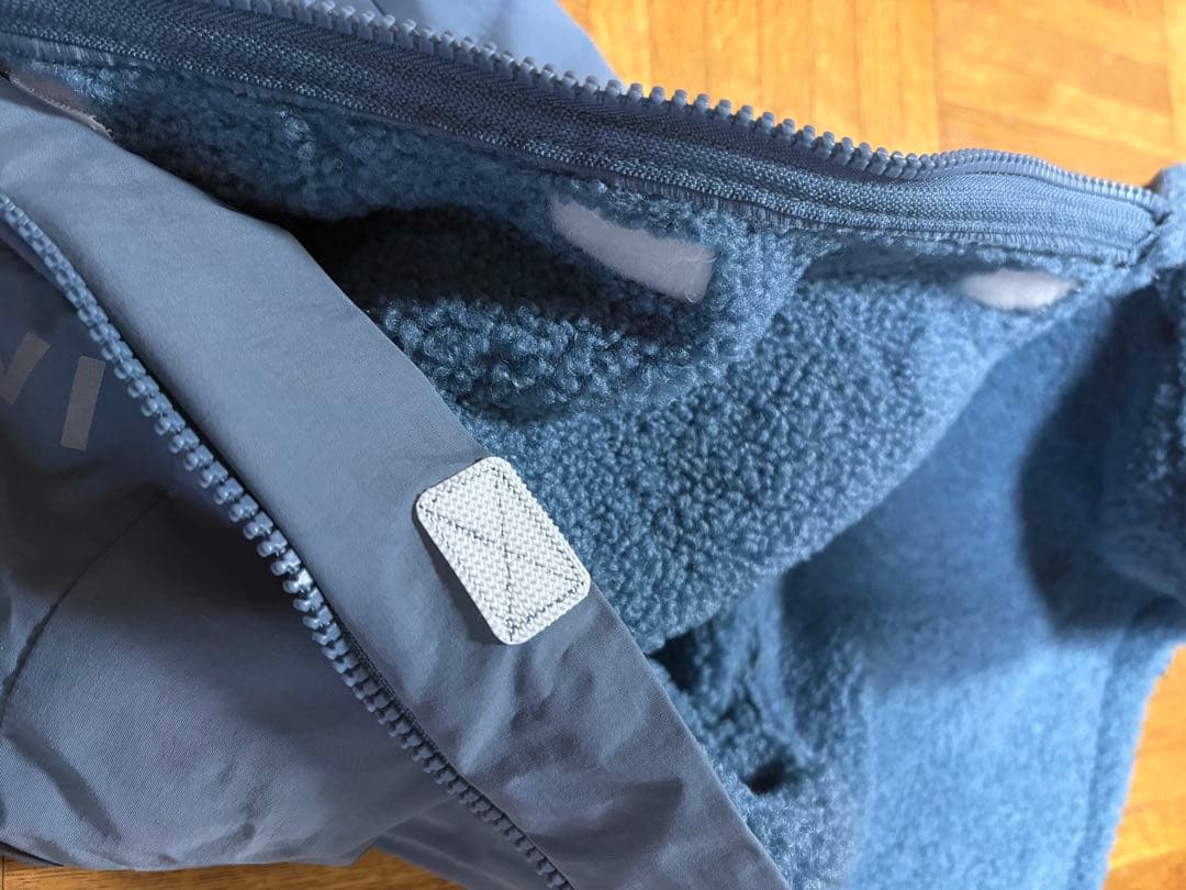 新品タグ付き　イタグレ　ミニピン　SIVI ウインタースーツ　犬服