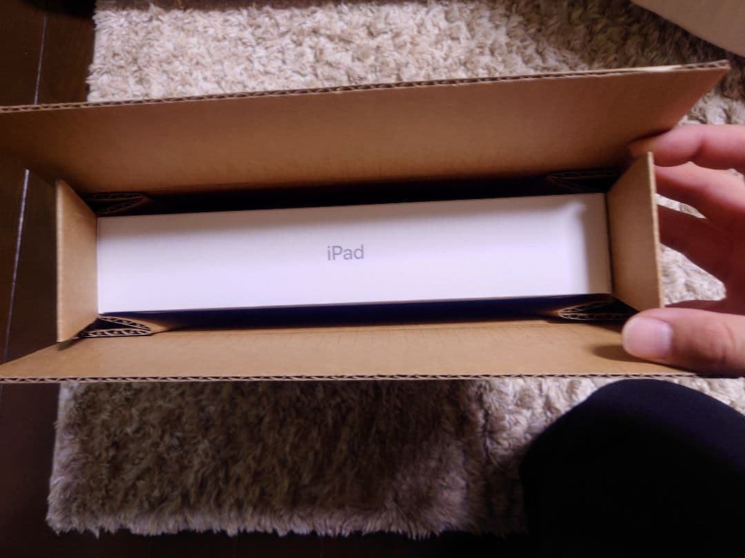 【新品未開封】iPad 11世代(最新)　A16 128GB シルバー