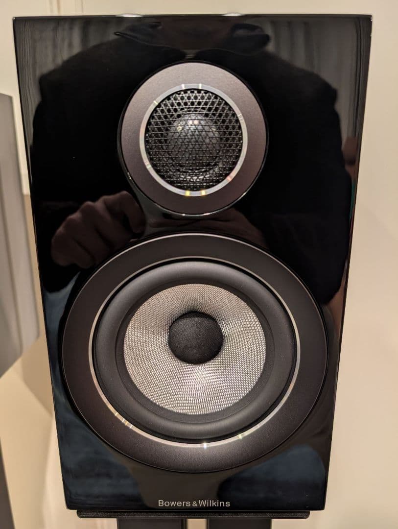 K114　B&W 707 S2 スピーカー