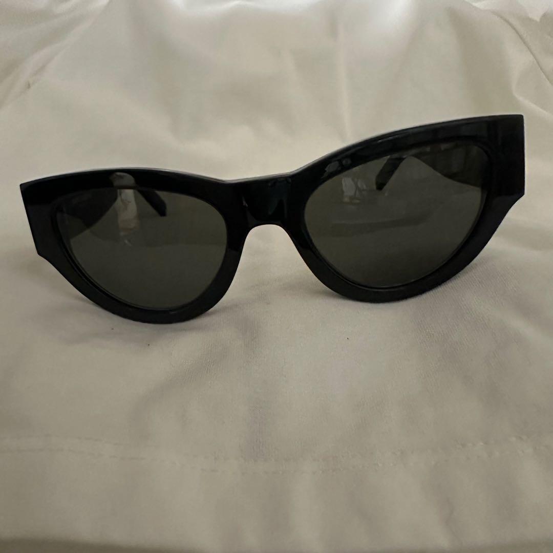 ロゼ着用　サンローラン　SL M94